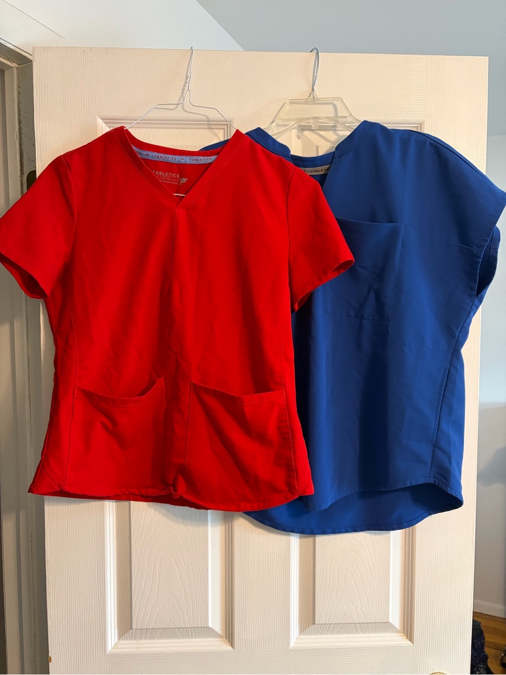 Fabletics Method 2-Pocket Scrub Tops Bundle Size S Small Red Blue V-Neck